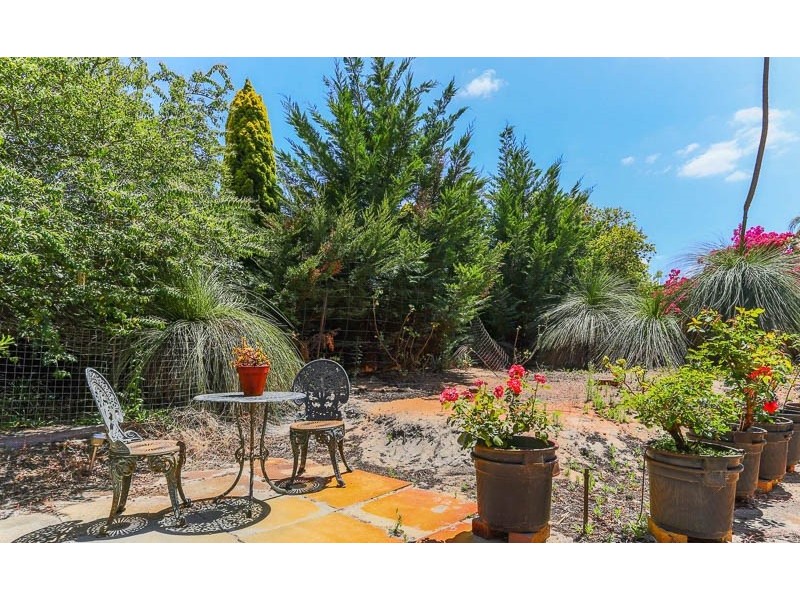 43 Milstead Way, Marangaroo WA 6064