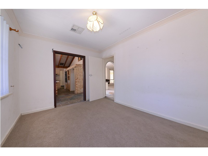 14 Penistone St, Greenwood WA 6024