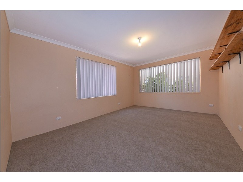 14 Penistone St, Greenwood WA 6024