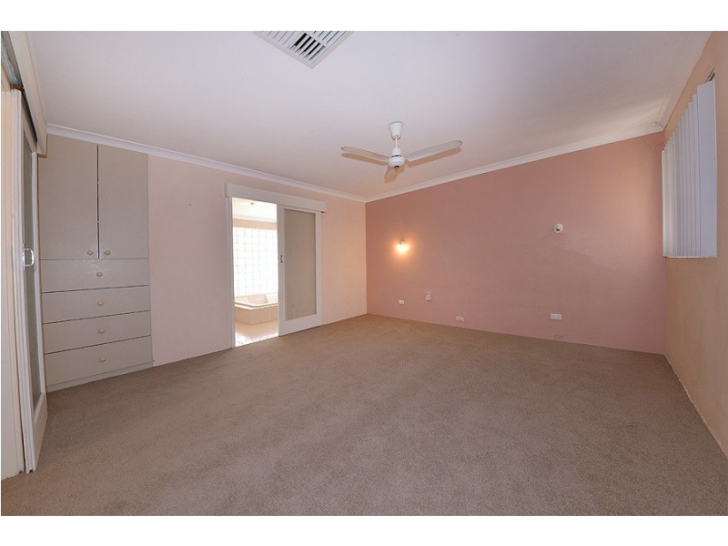 14 Penistone St, Greenwood WA 6024