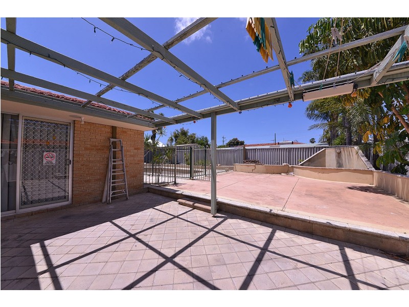 14 Penistone St, Greenwood WA 6024