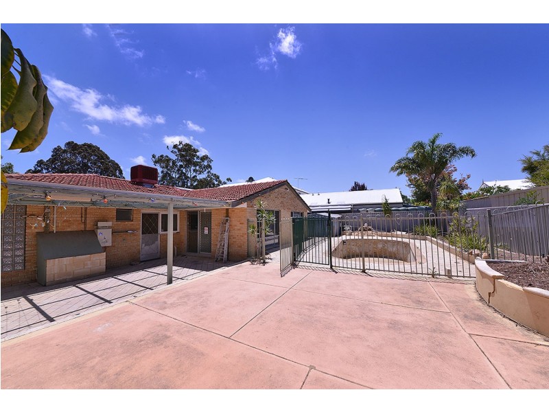 14 Penistone St, Greenwood WA 6024