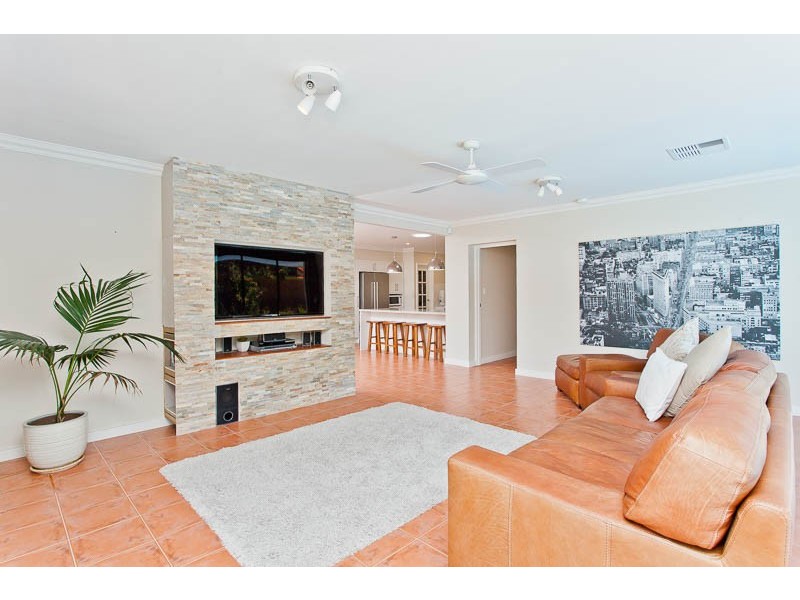 24 Davallia Road, Duncraig WA 6023