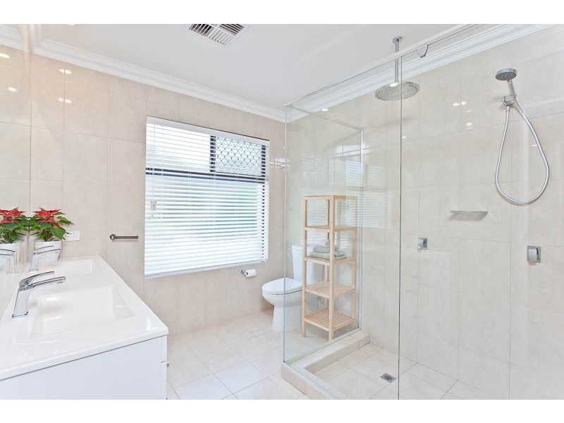 24 Davallia Road, Duncraig WA 6023