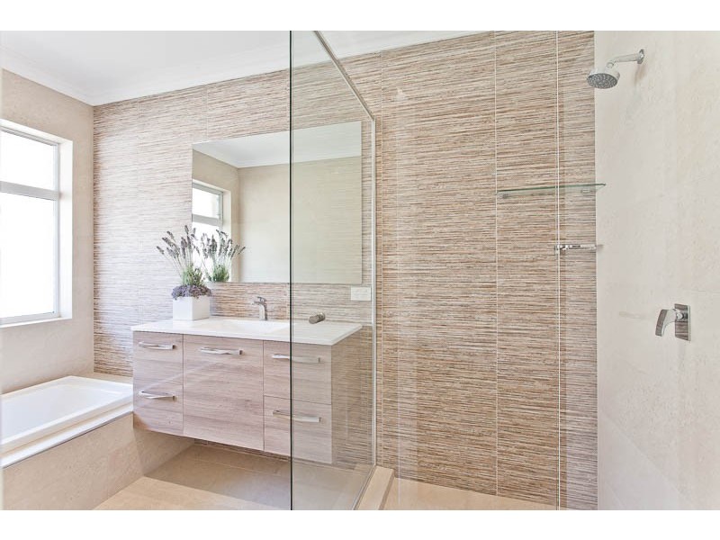 24 Davallia Road, Duncraig WA 6023