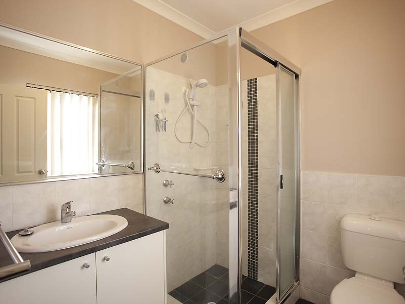 35B Nollamara Ave, Nollamara WA 6061