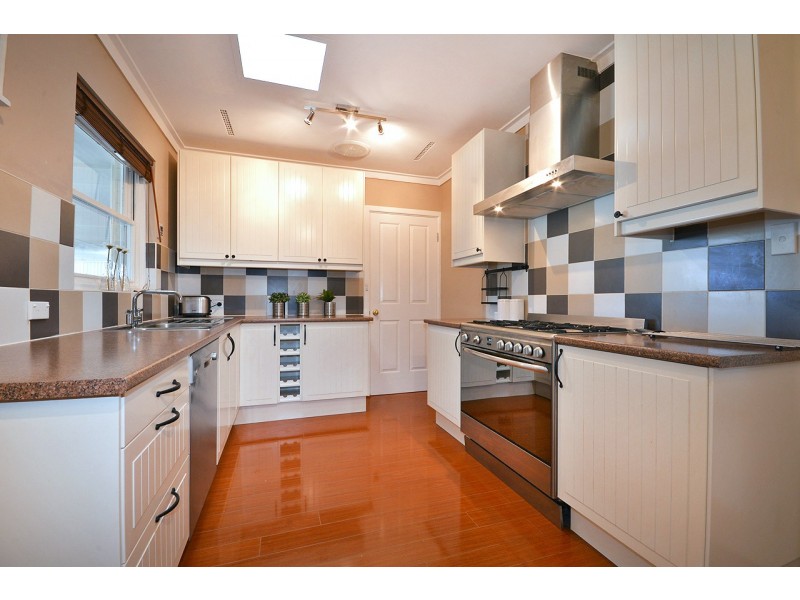 34 Banks Avenue, Hillarys WA 6025