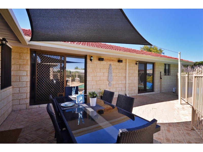 34 Banks Avenue, Hillarys WA 6025