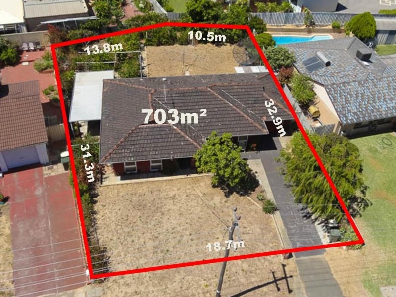 40 Solander Rd, Hillarys WA 6025