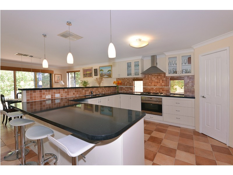 63 St Fillans Bend, Wanneroo WA 6065