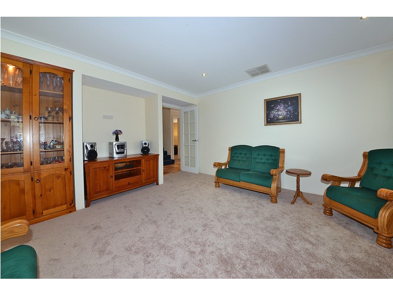 63 St Fillans Bend, Wanneroo WA 6065