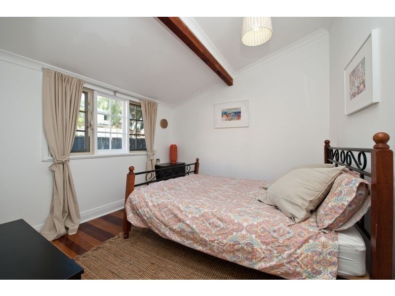 217 Wilding St, Doubleview WA 6018