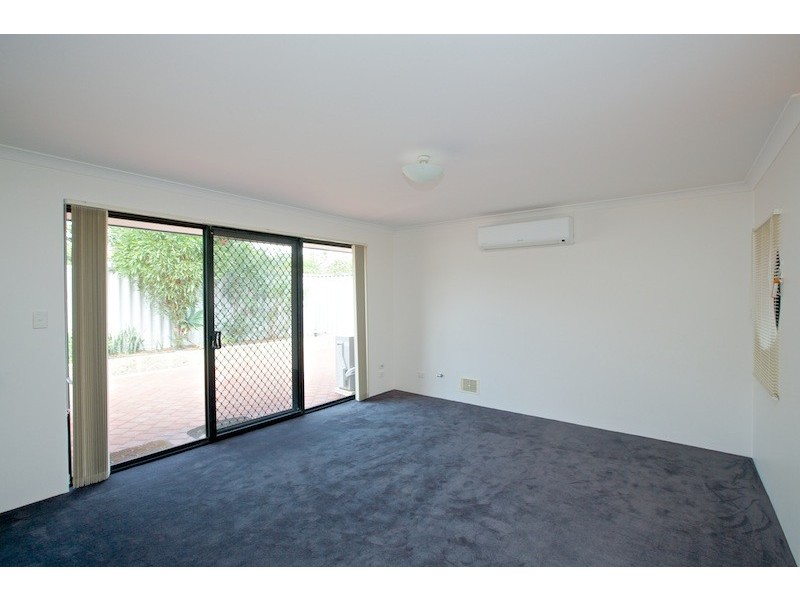 122B Herbert St, Doubleview WA 6018