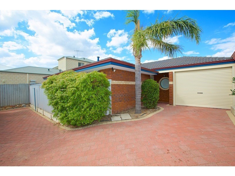 122B Herbert St, Doubleview WA 6018