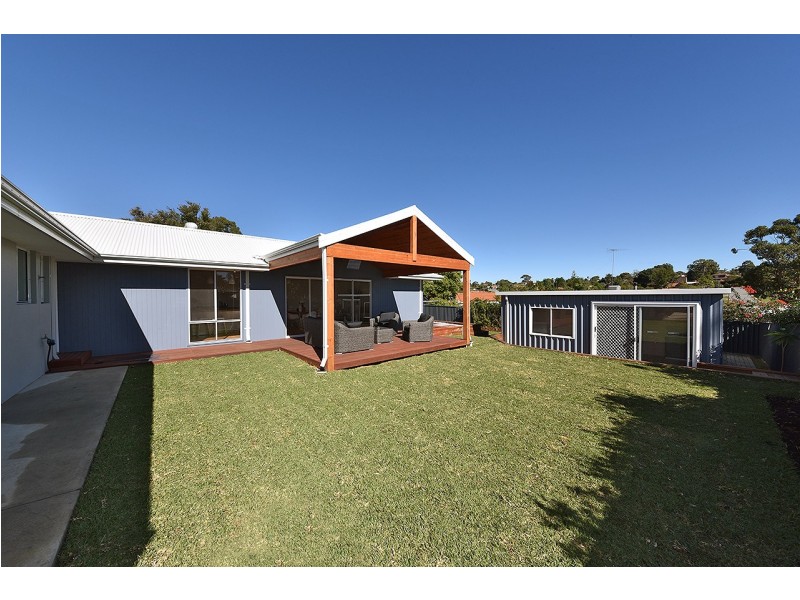 89 Cockman Rd, Greenwood WA 6024