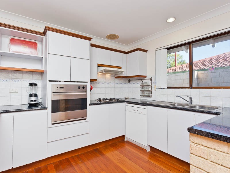 24 Barradine Way, Craigie WA 6025