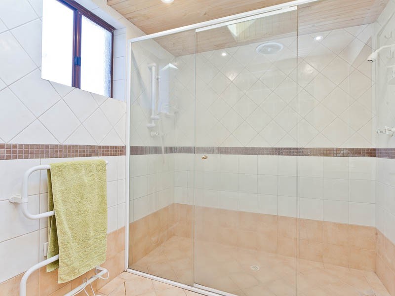 24 Barradine Way, Craigie WA 6025