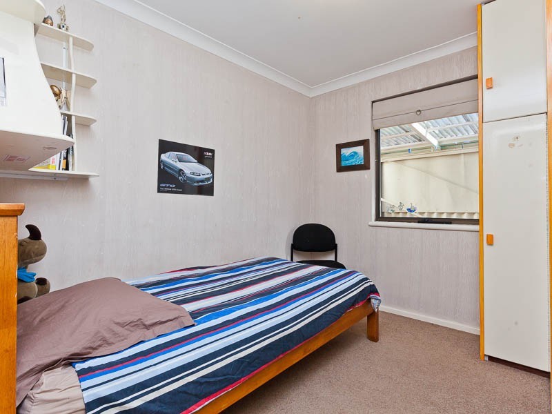 24 Barradine Way, Craigie WA 6025