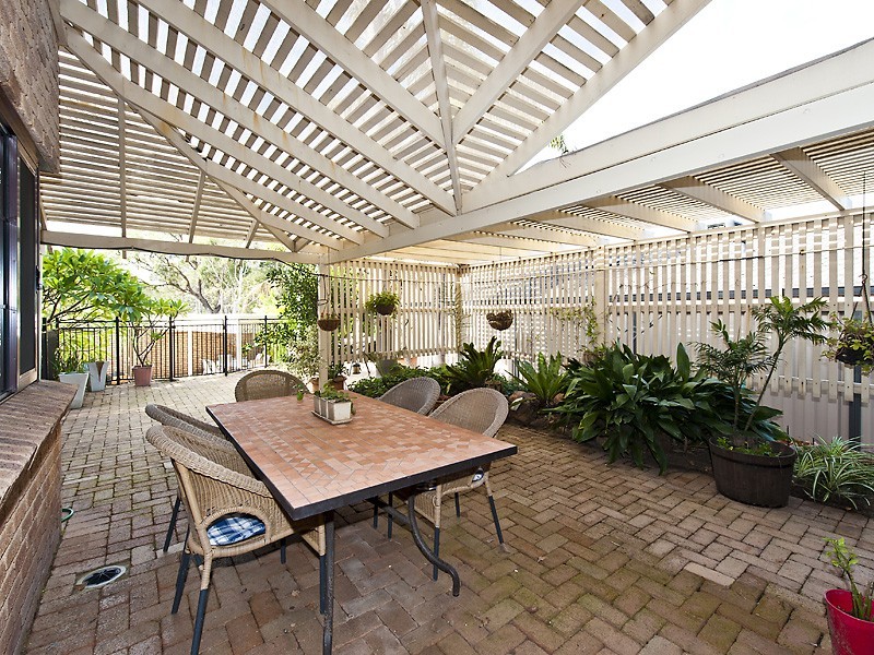 37 Goollelal Dr, Kingsley WA 6026