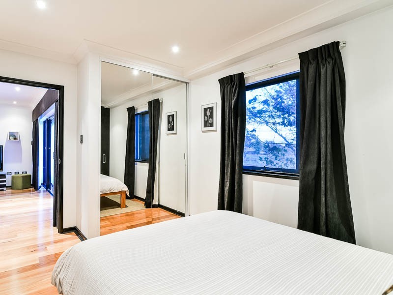 213/126 Mounts Bay Rd, Perth WA 6000