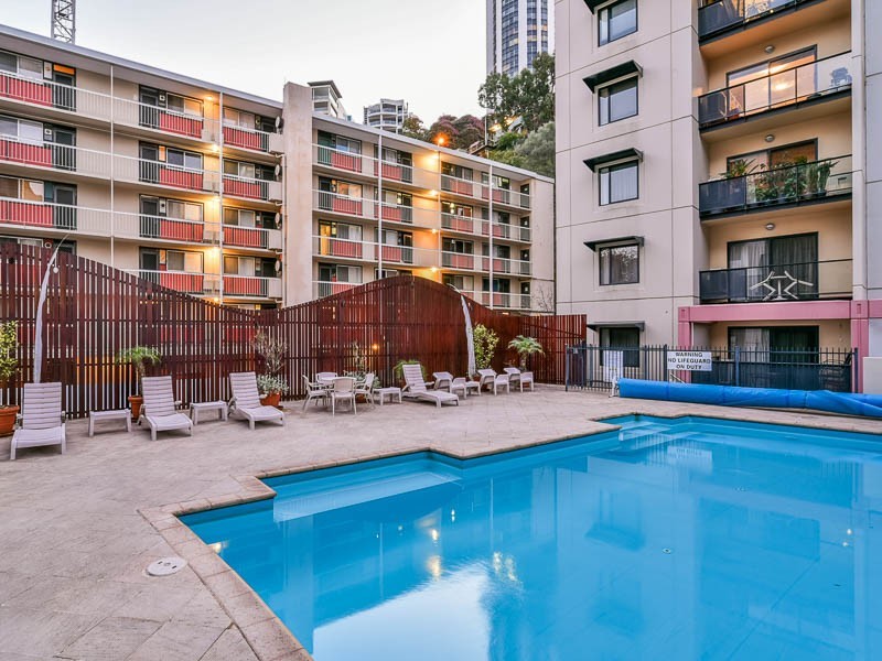 213/126 Mounts Bay Rd, Perth WA 6000