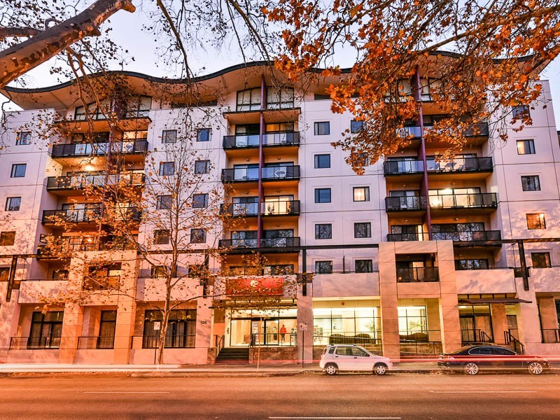 213/126 Mounts Bay Rd, Perth WA 6000