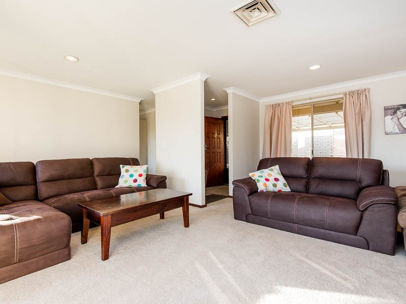 11B Carron Rise, Hillarys WA 6025