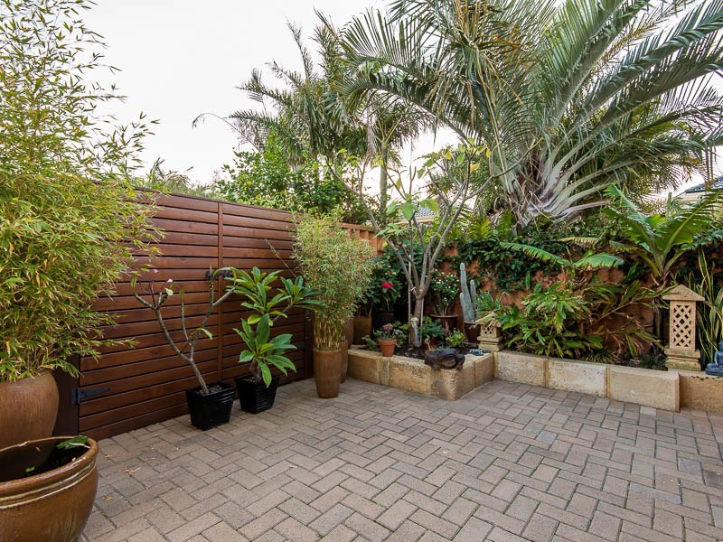 11A Carron Rise, Hillarys WA 6025