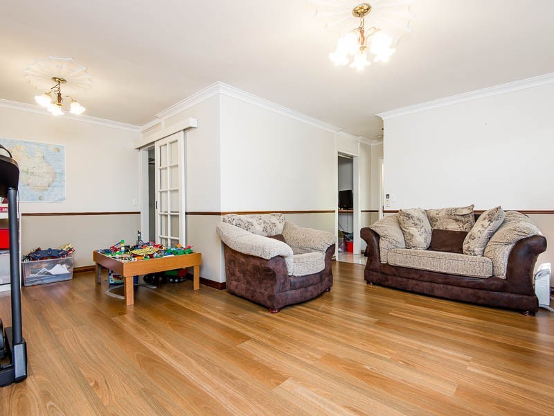 39 Currajong Rd, Duncraig WA 6023