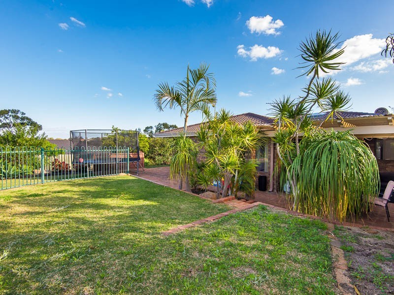 39 Currajong Rd, Duncraig WA 6023