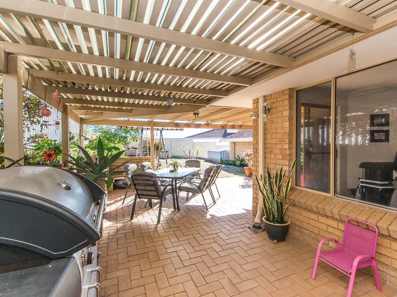 9 Kebble Close, Hillarys WA 6025