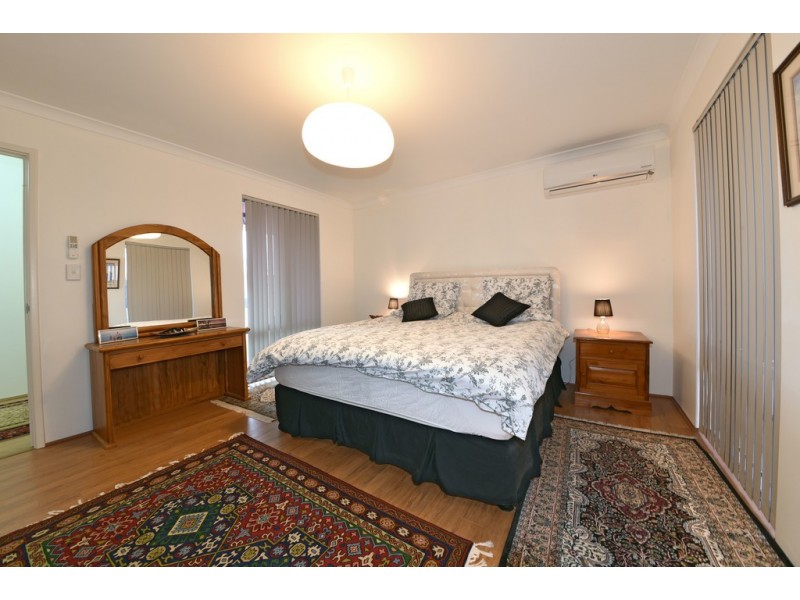 19 Airlie Chase, Clarkson WA 6030