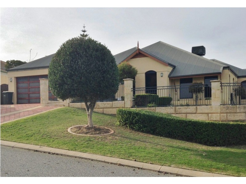 2 Plymouth Cove, Ocean Reef WA 6027