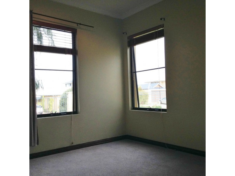 2 Plymouth Cove, Ocean Reef WA 6027