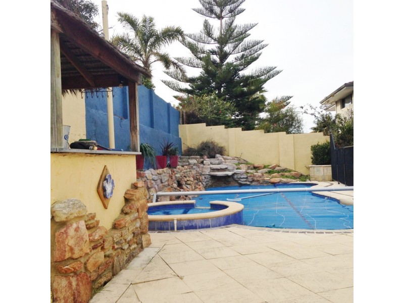 2 Plymouth Cove, Ocean Reef WA 6027