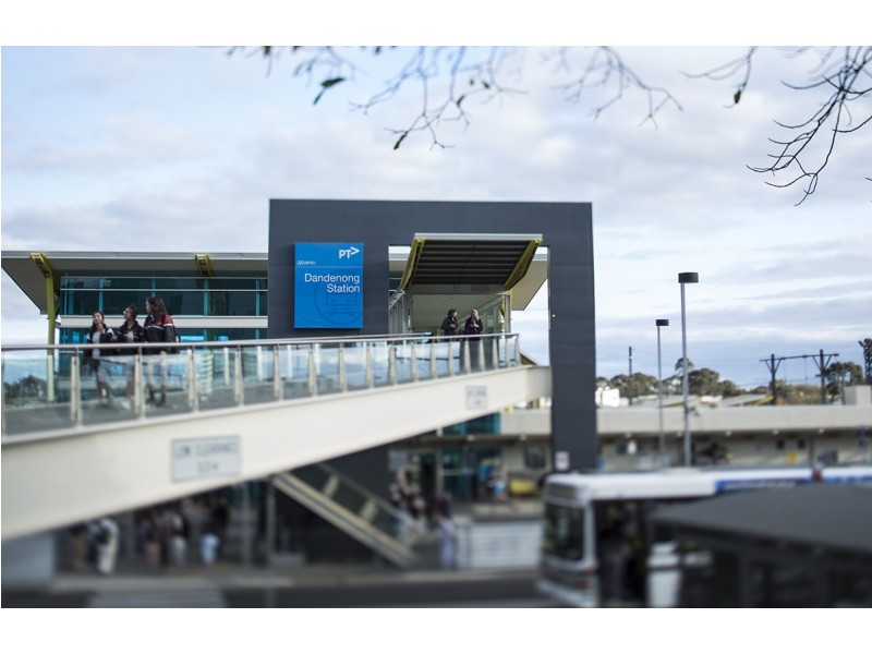 2/71 Benga Avenue, Dandenong VIC 3175