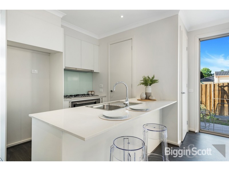 9 Groom Court, Glen Waverley VIC 3150