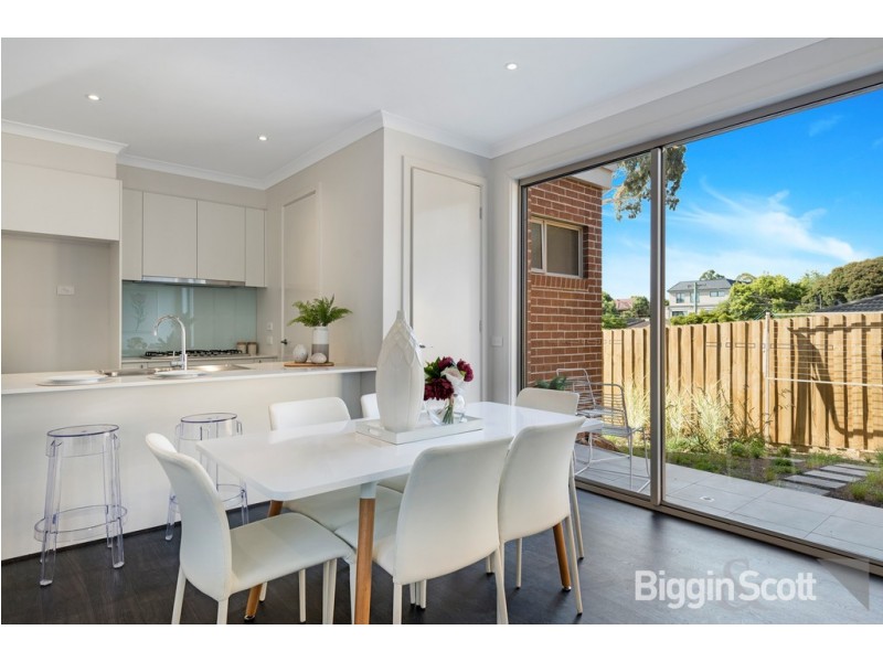 9 Groom Court, Glen Waverley VIC 3150
