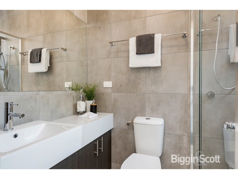 9 Groom Court, Glen Waverley VIC 3150