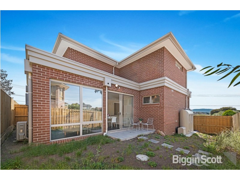 9 Groom Court, Glen Waverley VIC 3150