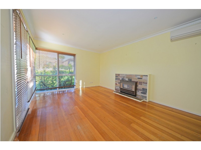 11 Gloucester Street, Mount Waverley VIC 3149