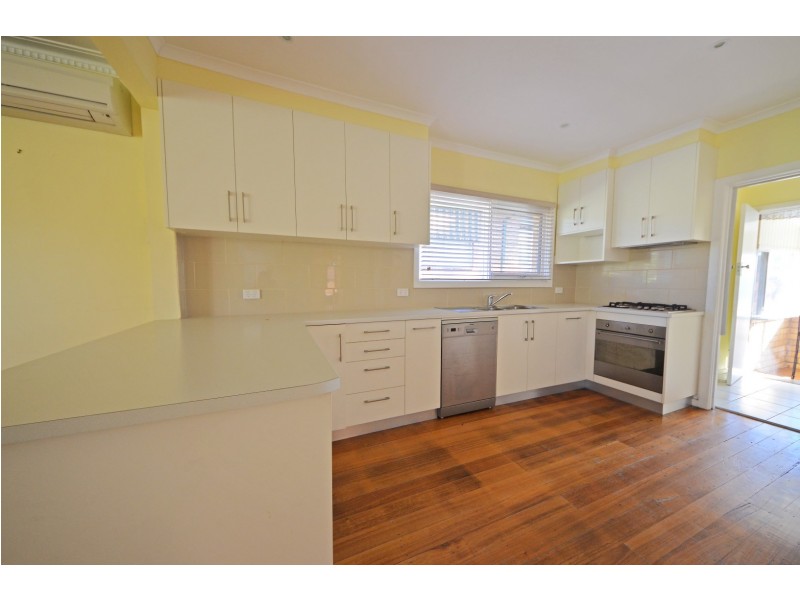 11 Gloucester Street, Mount Waverley VIC 3149