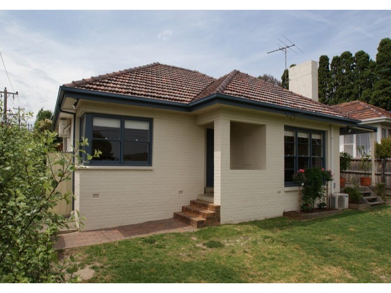 12 Middleborough Road, Burwood East VIC 3151