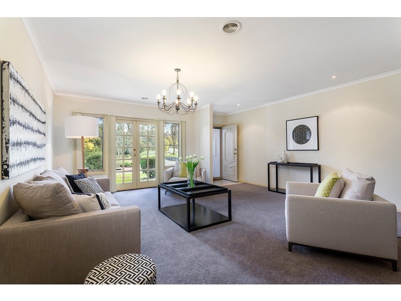 6 Callaghan Avenue, Glen Waverley VIC 3150