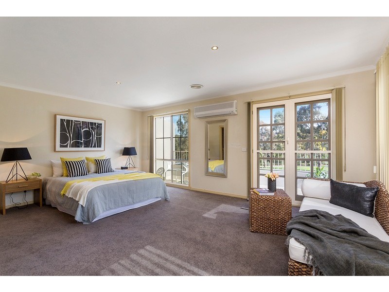 6 Callaghan Avenue, Glen Waverley VIC 3150