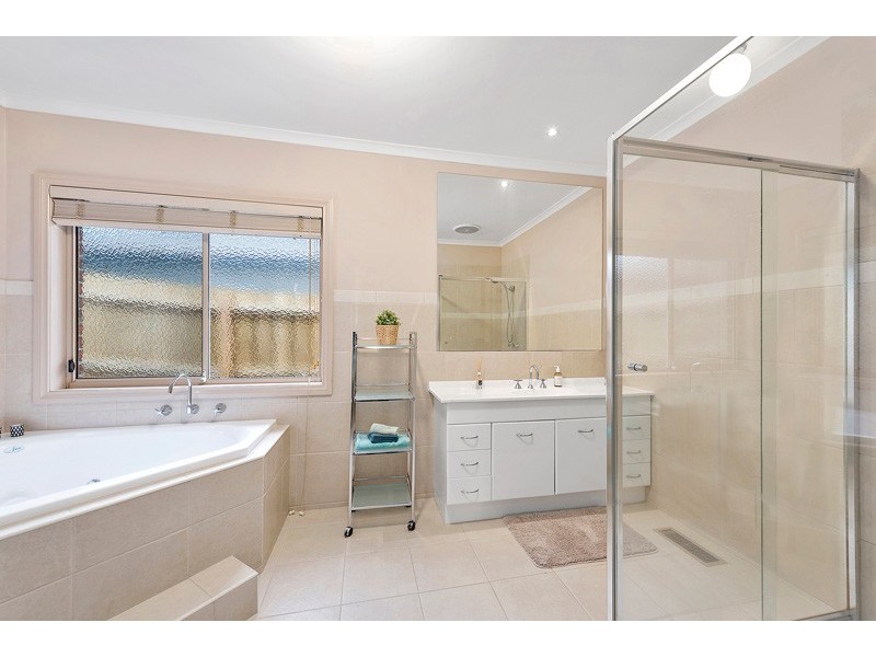 62A Bayswater Road, Croydon VIC 3136