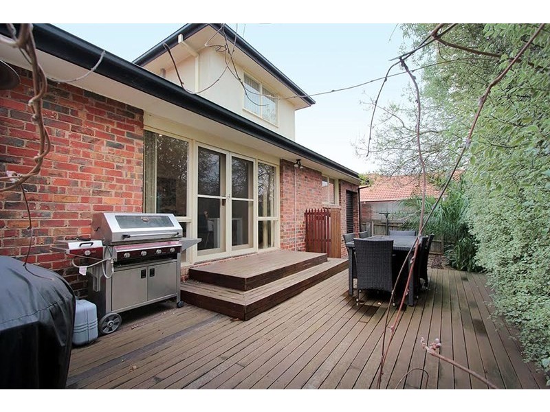 24 Hammence Street, Glen Waverley VIC 3150