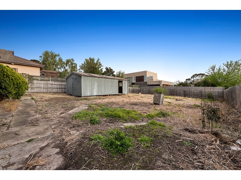 10 Parkhill Drive, Ashwood VIC 3147