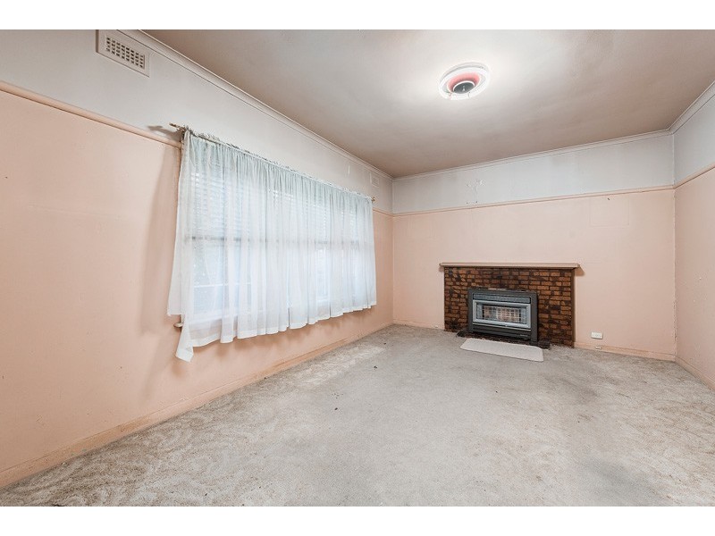 10 Parkhill Drive, Ashwood VIC 3147