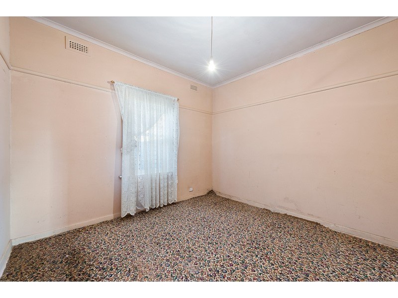 10 Parkhill Drive, Ashwood VIC 3147